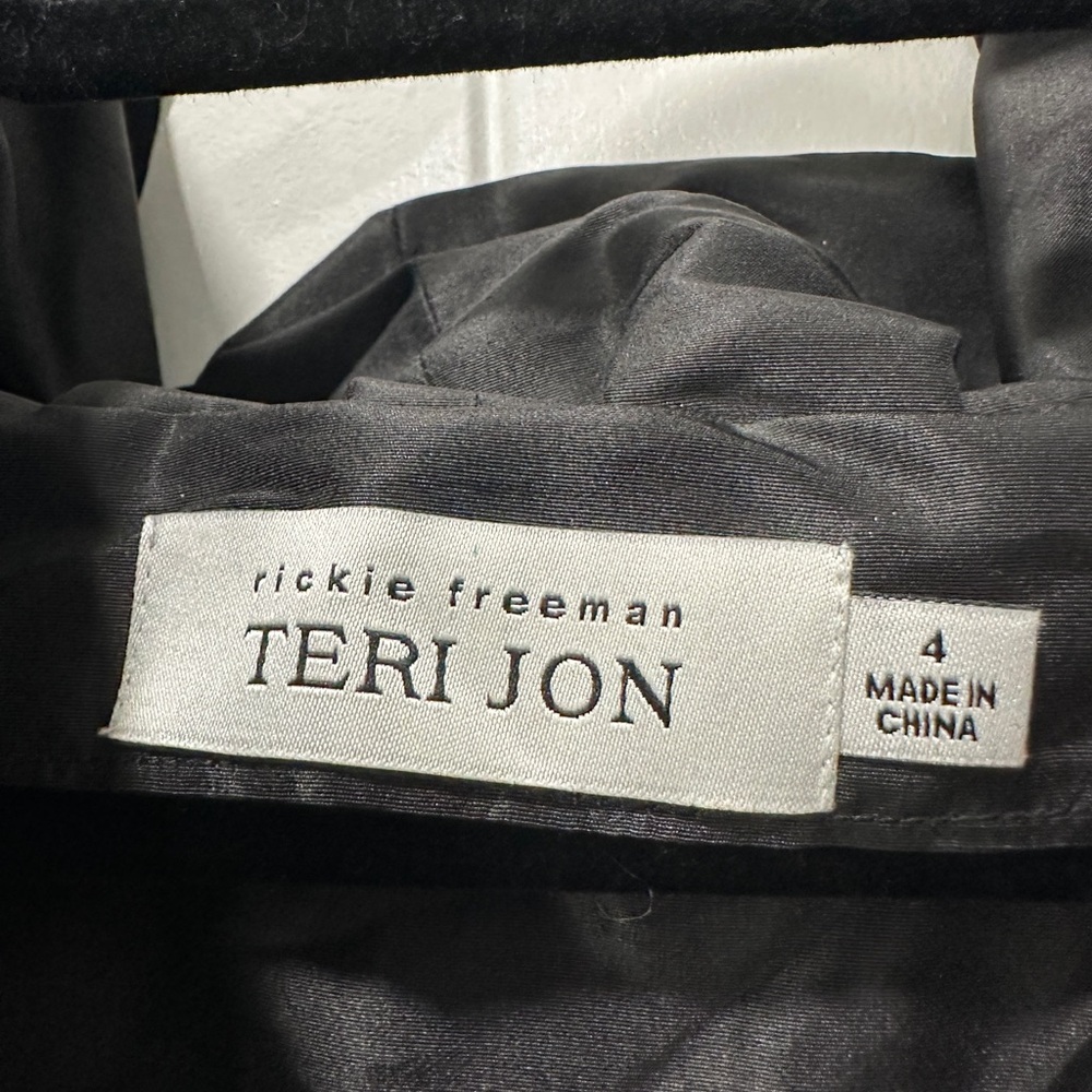 NWT Teri Jon Black Satin Shawl Jacket - Picture 2 of 4